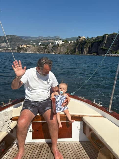 Sorrento: Boat Coastal Cruise with Swim and Limoncello - Key points at a glance