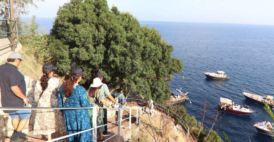 Sorrento: Capri, Anacapri and Blue Grotto Guided Tour - What the nine-hour schedule feels like