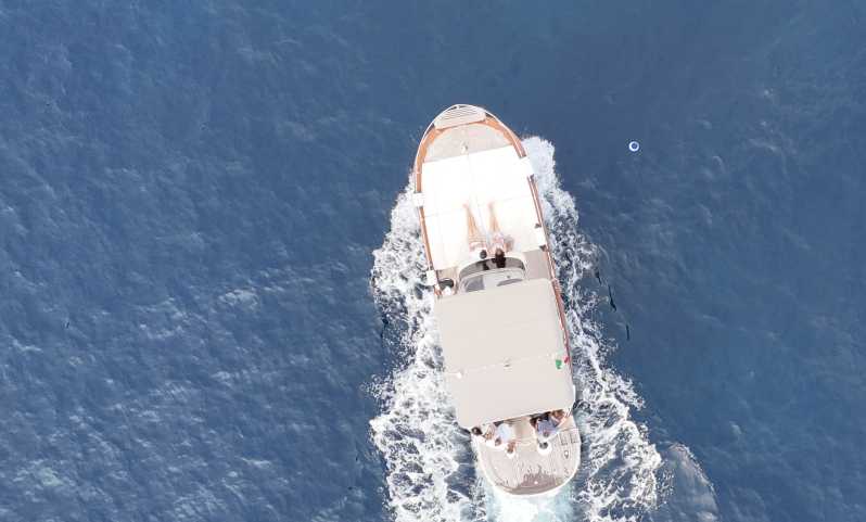 Sorrento: Capri and Blue Grotto Yacht Tour with Snorkeling - Key details before you book
