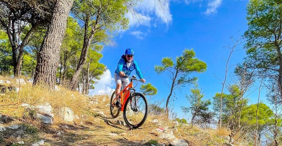 Sorrento Coast E-bike Fun Tour Experience - A coffee, limoncello, and possible olive oil stop