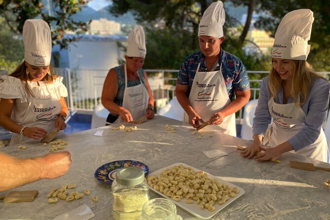 Sorrento: Cook Like a Local with a Stunning Sea View - Group size and how much cooking you get