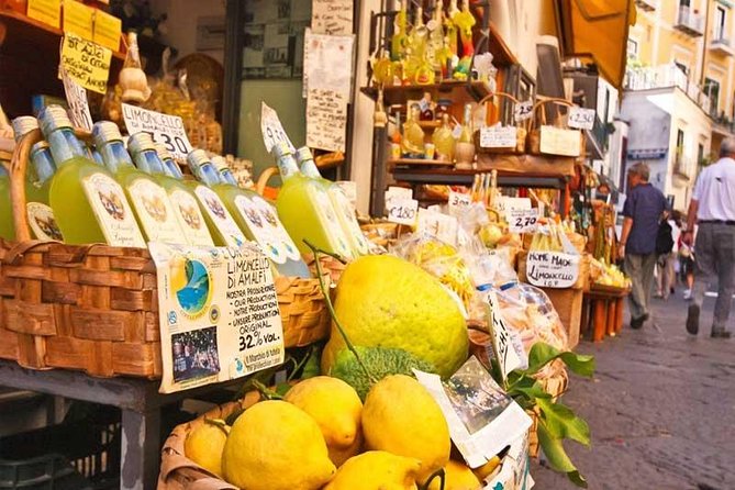Sorrento Food Walking Tour - Walking the old town with Flavia, Mario, or another local guide
