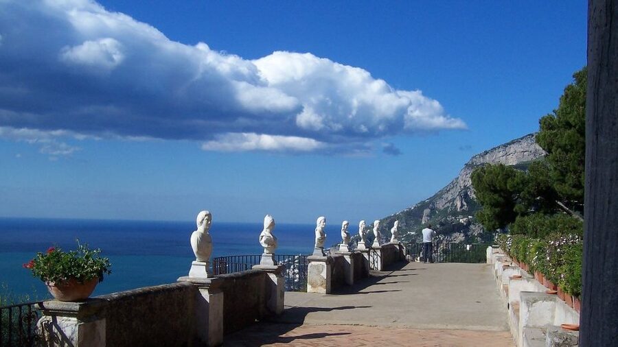 Sorrento: Gems of the Amalfi Coast Small Group Tour - Lunch, guiding, and the pace of the day