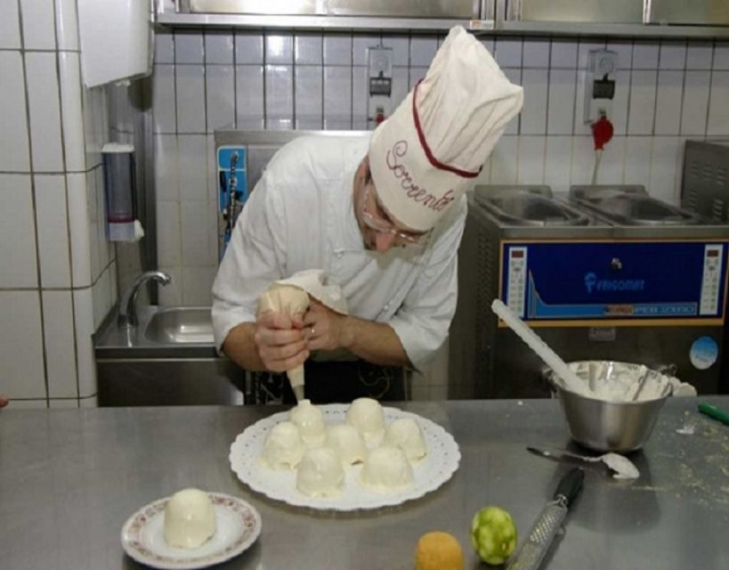 Sorrento: Granita, Sorbet, & Gelato-Making Class - Making smooth dairy-free sorbetto