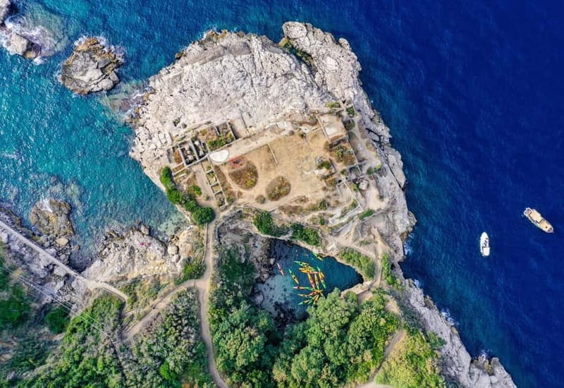 Sorrento: Guided Kayak Tour + Free 1h Paddleboarding - Key details before you book