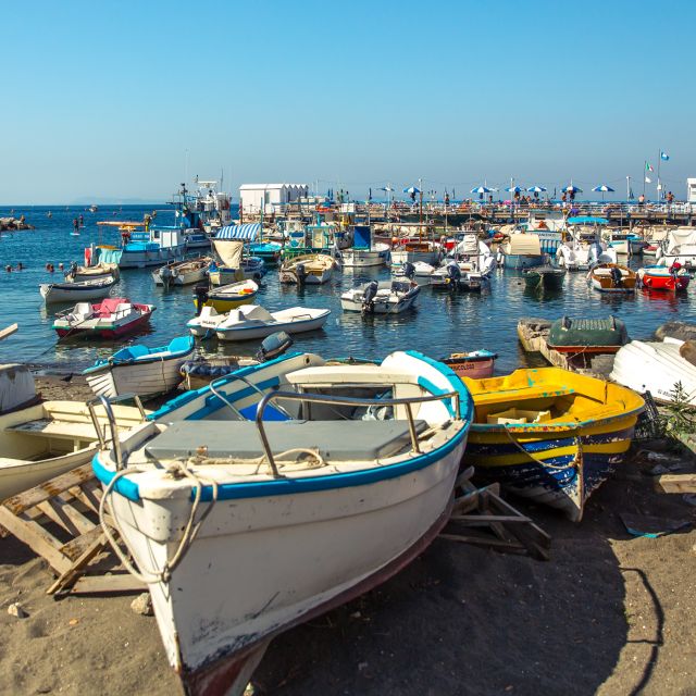 Sorrento: Guided Walking Tour & Street Food Experience - Via Santa Maria della Pietà and Sorrento’s artisans