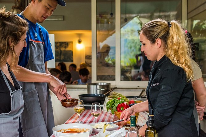Sorrento: Hands-On Pasta, Tiramisu & Limoncello Fun Class - A relaxed lunch in a beautiful setting