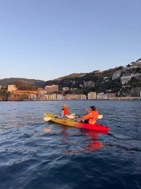 Sorrento: kayak small group tour to Bagni Regina Giovanna - Why seeing Sorrento from the water matters