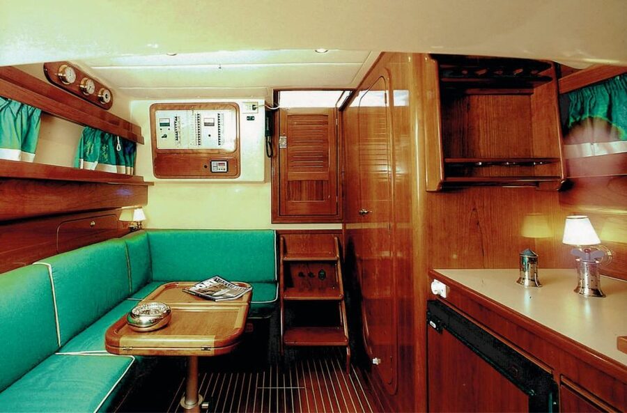 Sorrento: Luxury Private boat drinking & watching the sunset - How private space changes the value