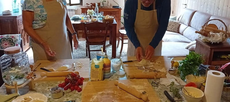 Sorrento: Marì Cooking Class in a Family Farm w/ Coast View - Who should book Marì’s cooking class