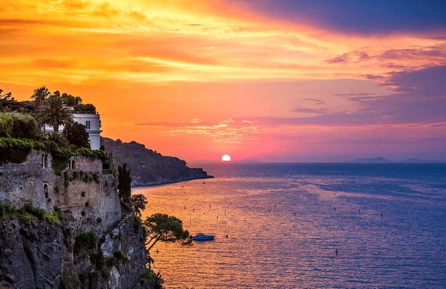 Sorrento: Night time Walking Tour & Limoncello Tasting - Key points to know before booking