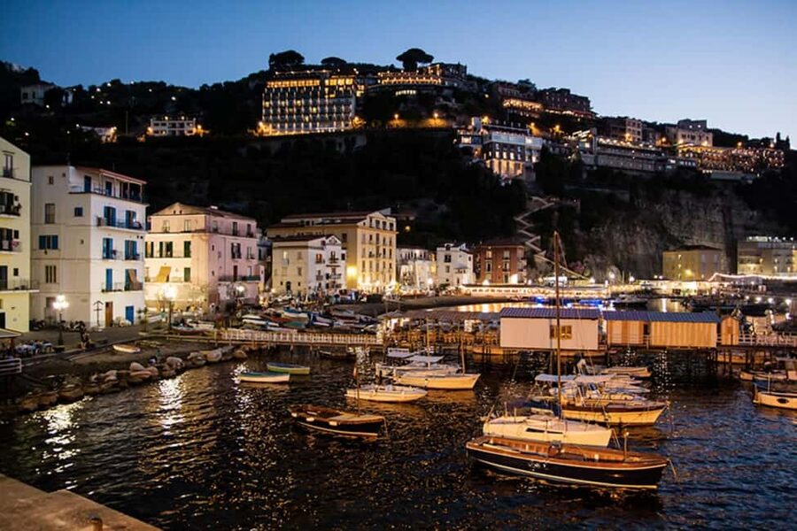 Sorrento: Night time Walking Tour & Limoncello Tasting - Meeting at San Francesco, beside the cloister