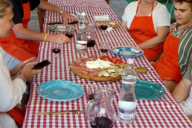 Sorrento Pizza Class with Wine, Limoncello and Transfer Included - Who will enjoy this most