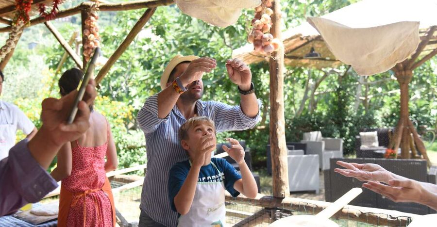 Sorrento: Pizza Lesson, Wine, and Limoncello at a Local Farm - From welcome drink to pizza school