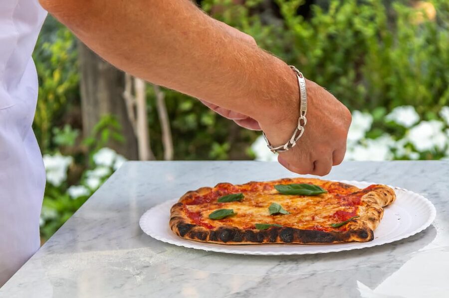 SORRENTO: Pizza School Mastering Neapolitan Delights - Francesco’s hands-on pizza lesson