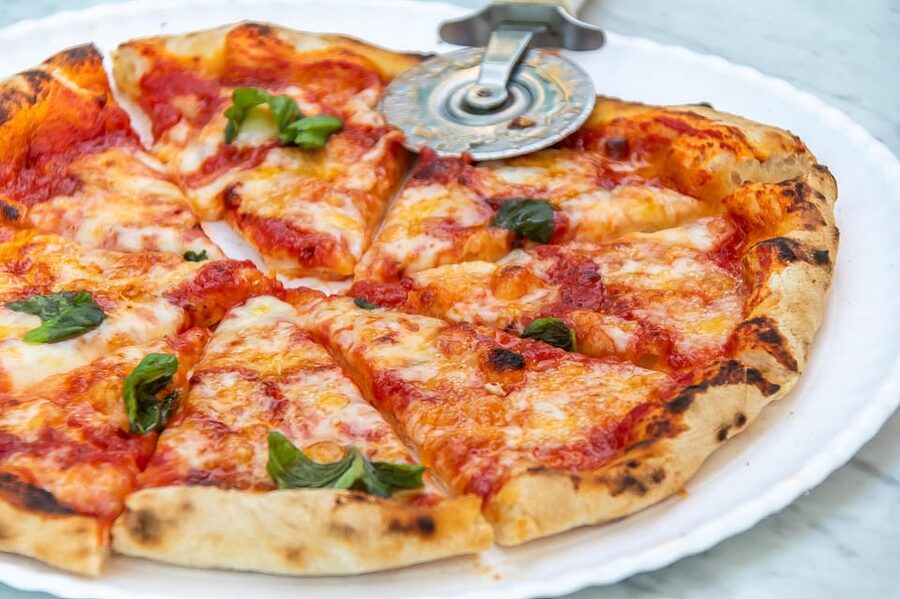 SORRENTO: Pizza School Mastering Neapolitan Delights - Focaccia first, then your own pizza