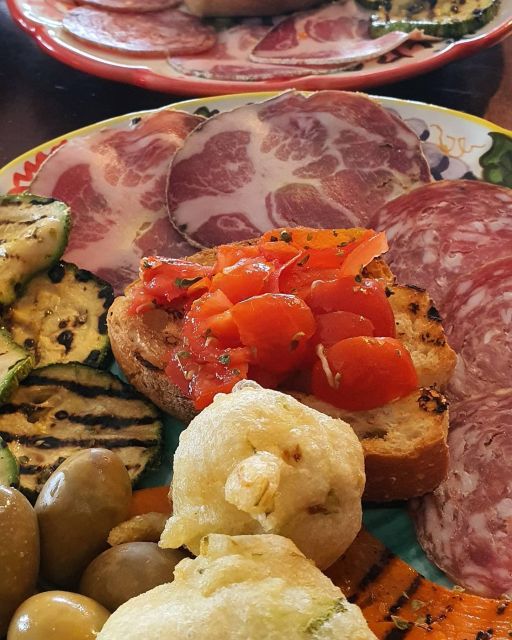 Sorrento: Pompeii and Vesuvius Day Trip with Entry and Lunch - Key Points