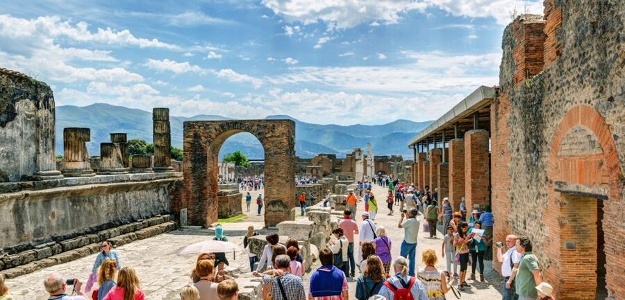 Sorrento: Pompeii Tour with guide, ticket & lunch included - Who will get the most from this tour