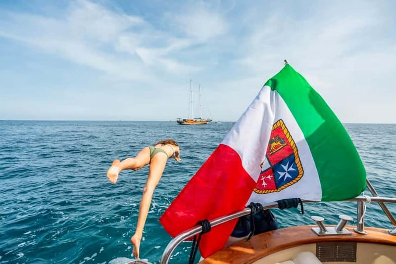 Sorrento: Positano & Amalfi Coast Small-Group Boat Tour - Why the boat is the smart way to see this coast