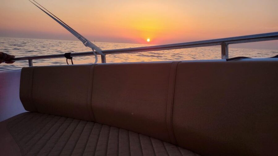 Sorrento: Private Sunset Cuise with Prosecco and Limoncello - Key points at a glance