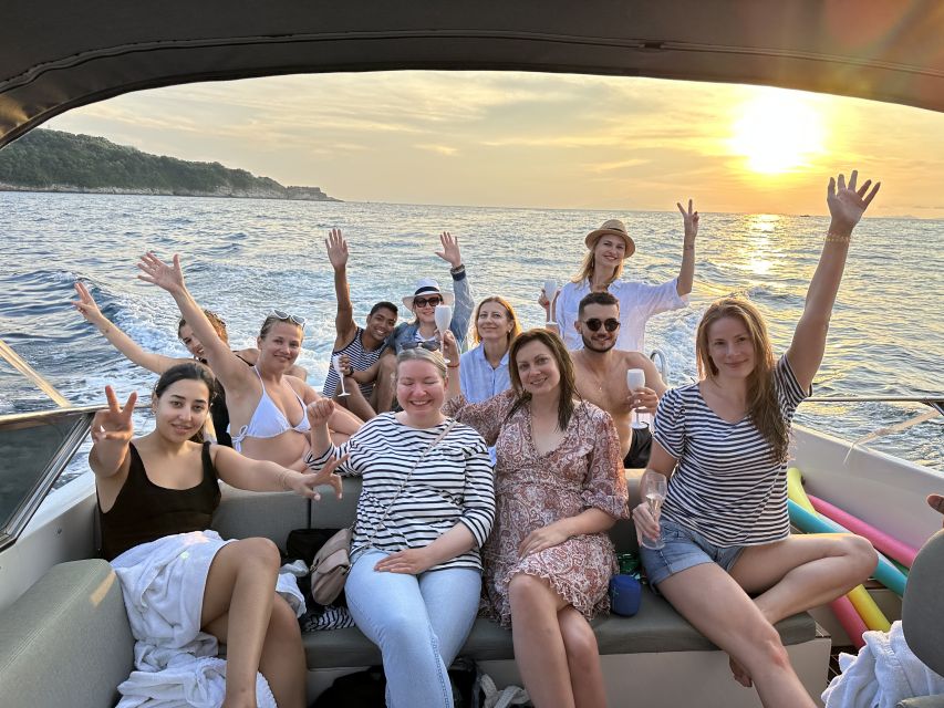 Sorrento: Scenic Boat Tour with Aperitif - Setting out from Marina Piccola