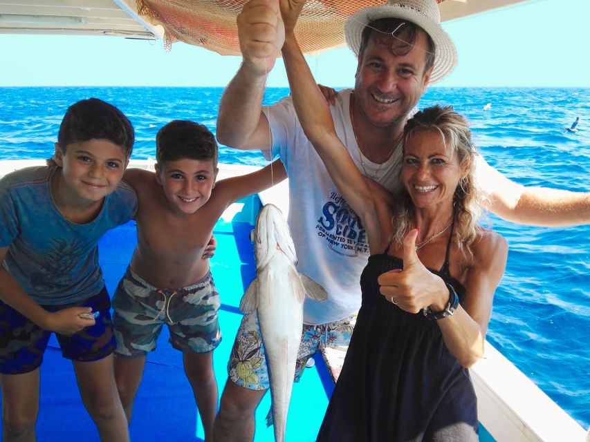 Sorrento: Sea-Fishing Tour with Lunch Onboard - Meeting in Sorrento at 7:30am