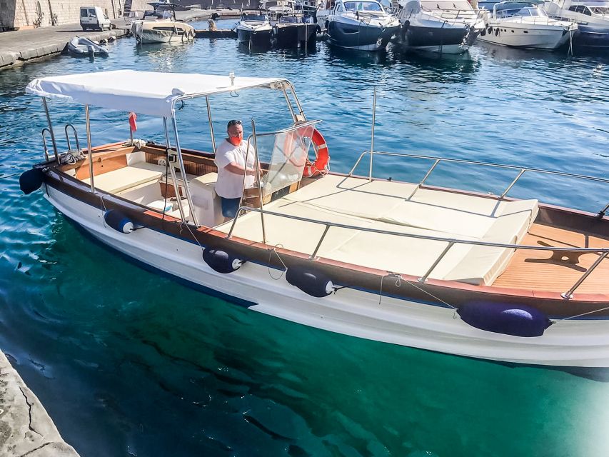 Sorrento: Sightseeing Cruise with Limoncello Tasting - Cala di Mitigliano and the final swim