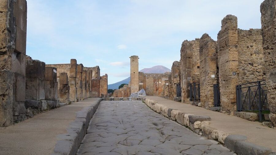 Sorrento: Skip-the-Line Pompeii Express Tour by Train - Free Time After the Guided Tour