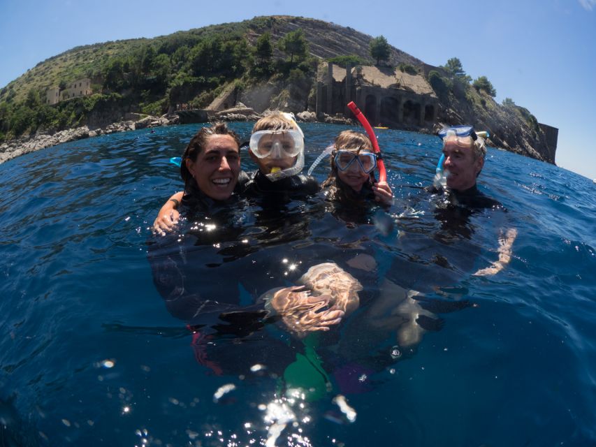 Sorrento: Snorkeling morning tour with a Marine Biologist. - The first coastal cruise, about 20 minutes
