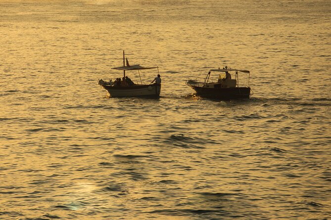 Sorrento Sunset Private Tour - Premium 28ft Boat - Aperitivo near Massa Lubrense