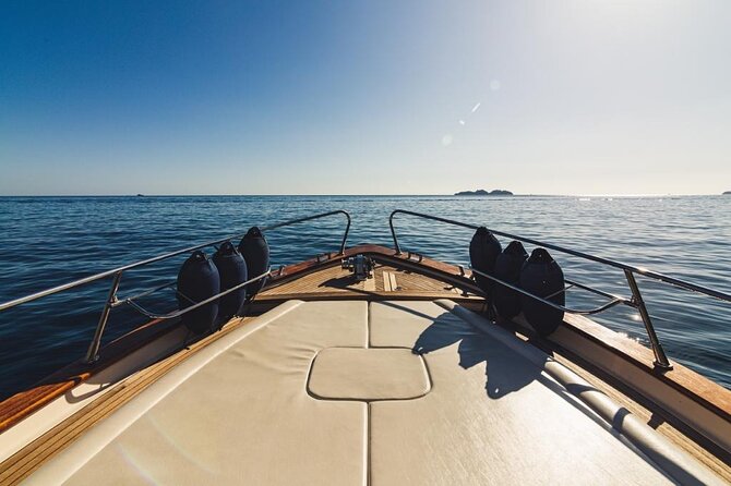 Sorrento to Capri Private Boat Experience on a Gozzo Apreamare 10 - Three hours to shape your Capri visit