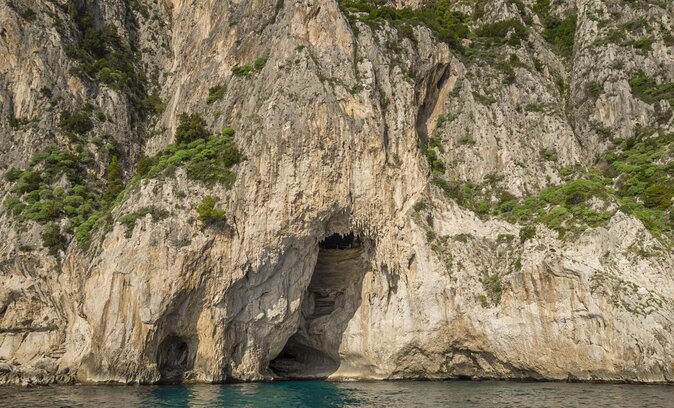 Sorrento to Capri: Small Group Boat Tour with Blue Grotto - Key points to know before booking