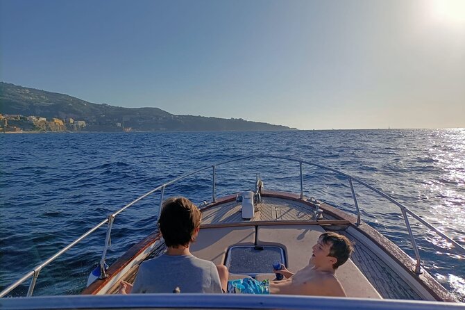Sunset - A captain who makes the boat handling part of the show
