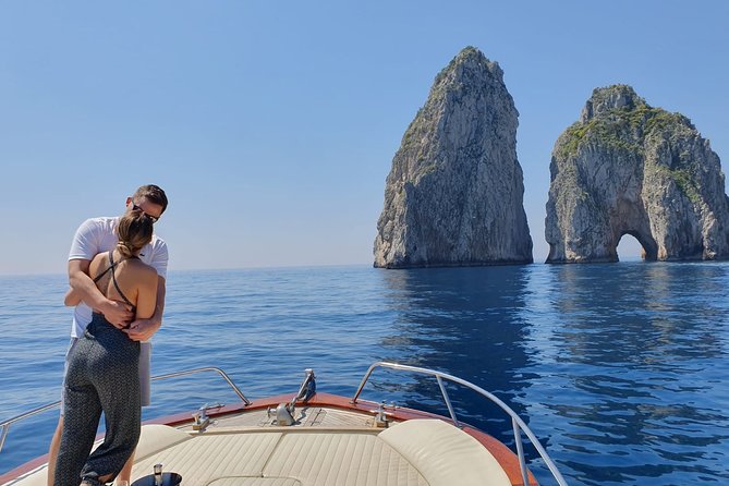 The Blue Fever: Capri island day cruise - Leaving Porto di Sorrento