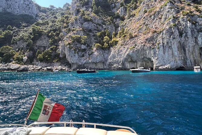 The Blue Fever: Capri island day cruise - Why the skipper matters