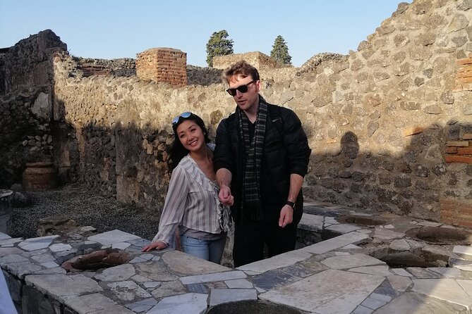 The charm of Pompeii and Herculaneum.Private Tour with Official Guide - The value of an official private guide
