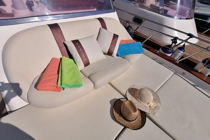 Three Hour Private Guided Tour of Capri with a luxury Gozzo cabin cruiser - Why seeing Capri from a gozzo works so well
