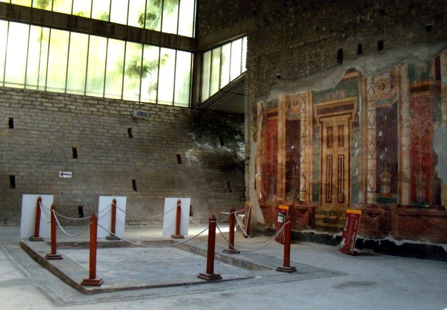 Torre Annunziata: Oplontis Entry Ticket with Digital Guide - Why Oplontis feels different from Pompeii