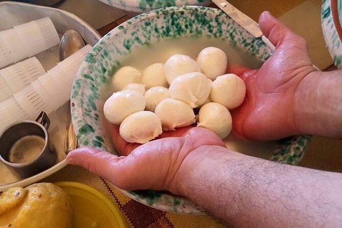 Toss, Bake, Cheers! - Sorrento Pizza Making Class with Wine - A hillside setting, just beyond central Sorrento
