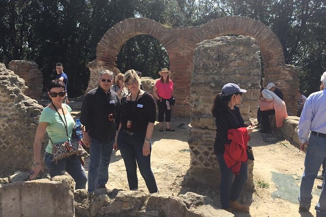 Tour in the ruins of Cuma with an archaeologist. - Should you book the private Cuma experience?