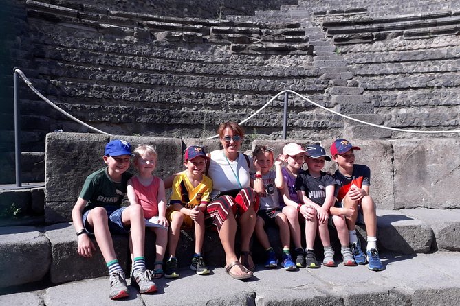 Tour of Pompeii for families with Transfer from Naples & Sorrento - The Forum: making the city center understandable