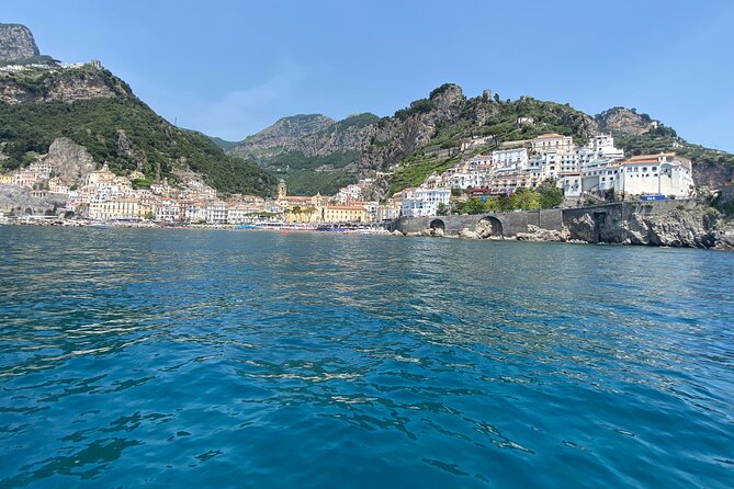 Tour Privato della Costiera Amalfitana in Barca - The Emerald Grotto requires an extra payment