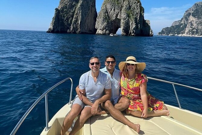 Tour Privato di Capri in Barca - Key points at a glance