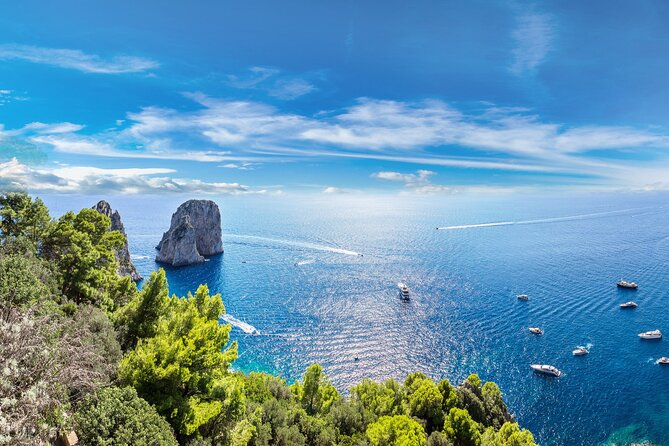 Tour Privato di Capri&Positano in Barca - Skipper service and the private-group advantage