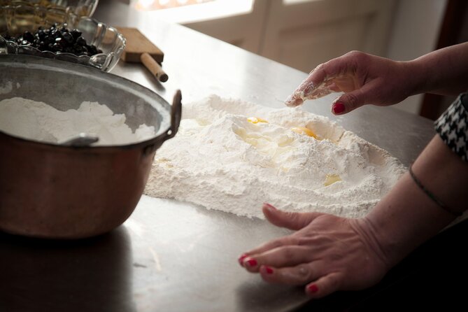 Traditional Neapolitan cooking class - Is $210.99 a fair price?