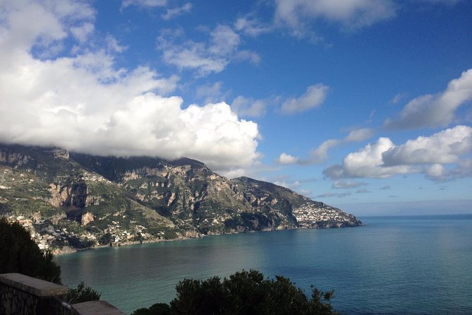 Transfer from Positano to Naples - Communication and meeting your driver