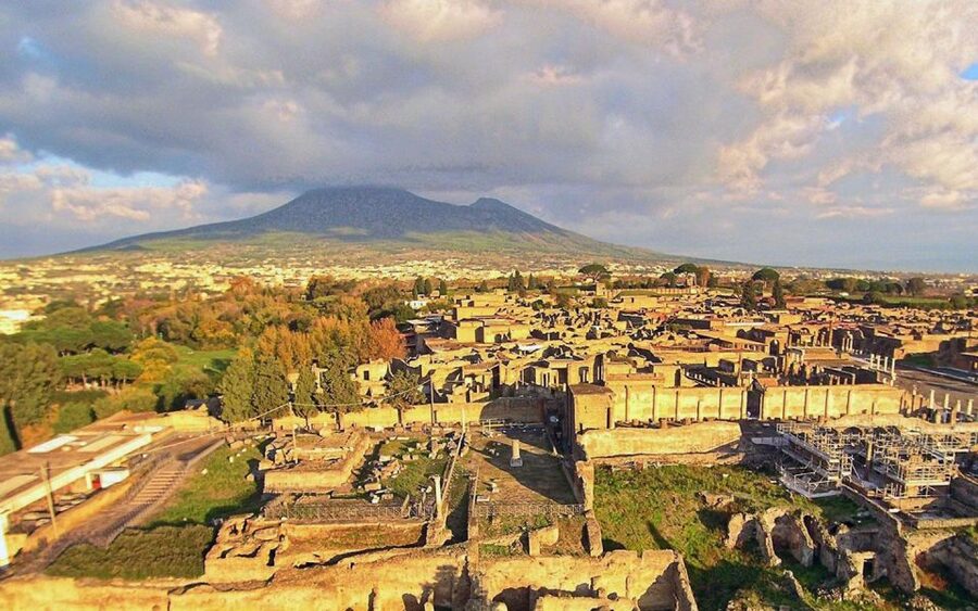 Transfer from Sorrento to Naples & 2hr stop at Pompeii site - Why this transfer makes sense on a travel day