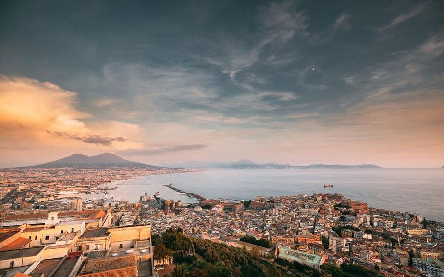 Transfer from Sorrento to Naples & 2hr stop at Pompeii site - The price and what it covers