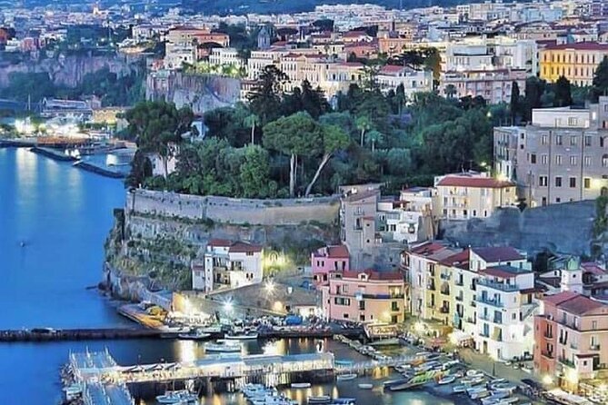 Transfer from Sorrento to Naples airport or station - Key points at a glance