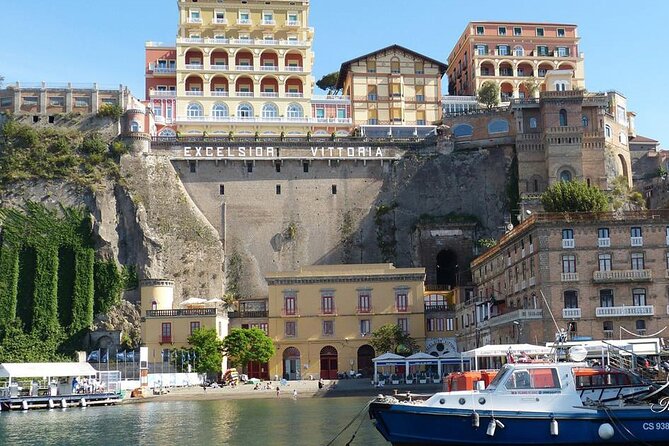 Transfer from Sorrento to Naples ( Naples to Sorrento too) - A practical way to prepare